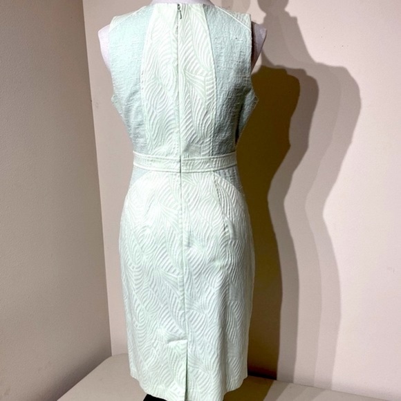 Calvin Klein Zebra print brocade & boucle sheath sleeveless dress Mint size 6 - Picture 8 of 12